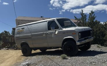 Ford-E-Series-Van-1979-Van-Camper-1