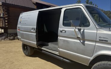 Ford-E-Series-Van-1979-Van-Camper-16