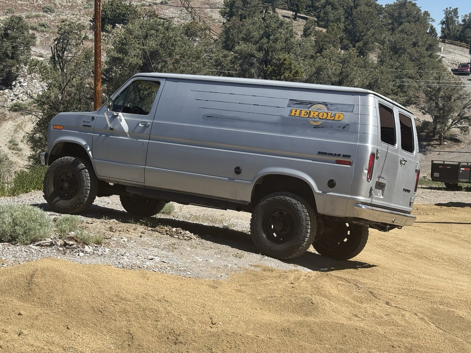 Ford-E-Series-Van-1979-Van-Camper-3