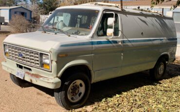 Ford-E-Series-Van-1988-Utility