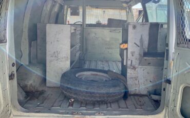 Ford-E-Series-Van-1988-Utility-5