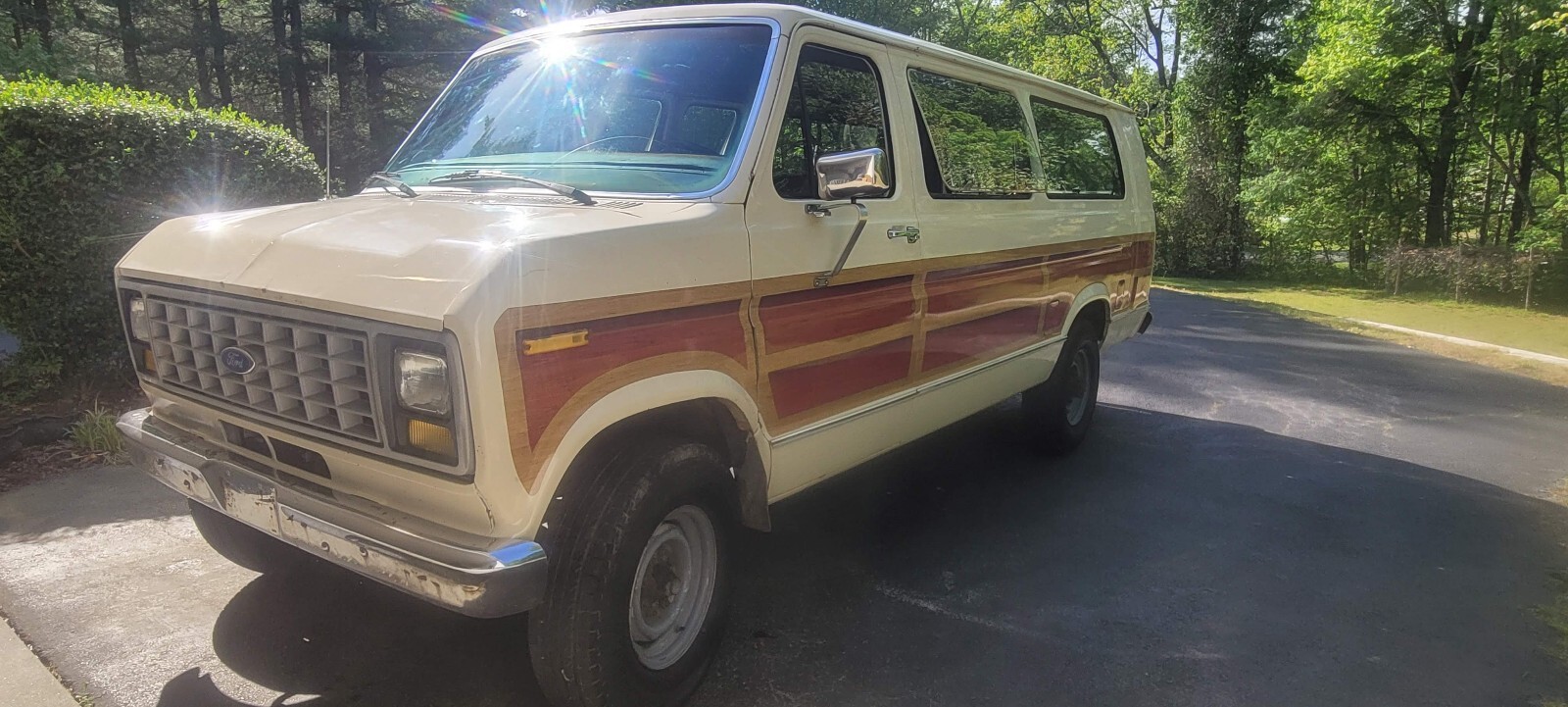 Ford-E-Series-Van-1989-1