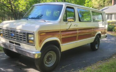 Ford-E-Series-Van-1989-10