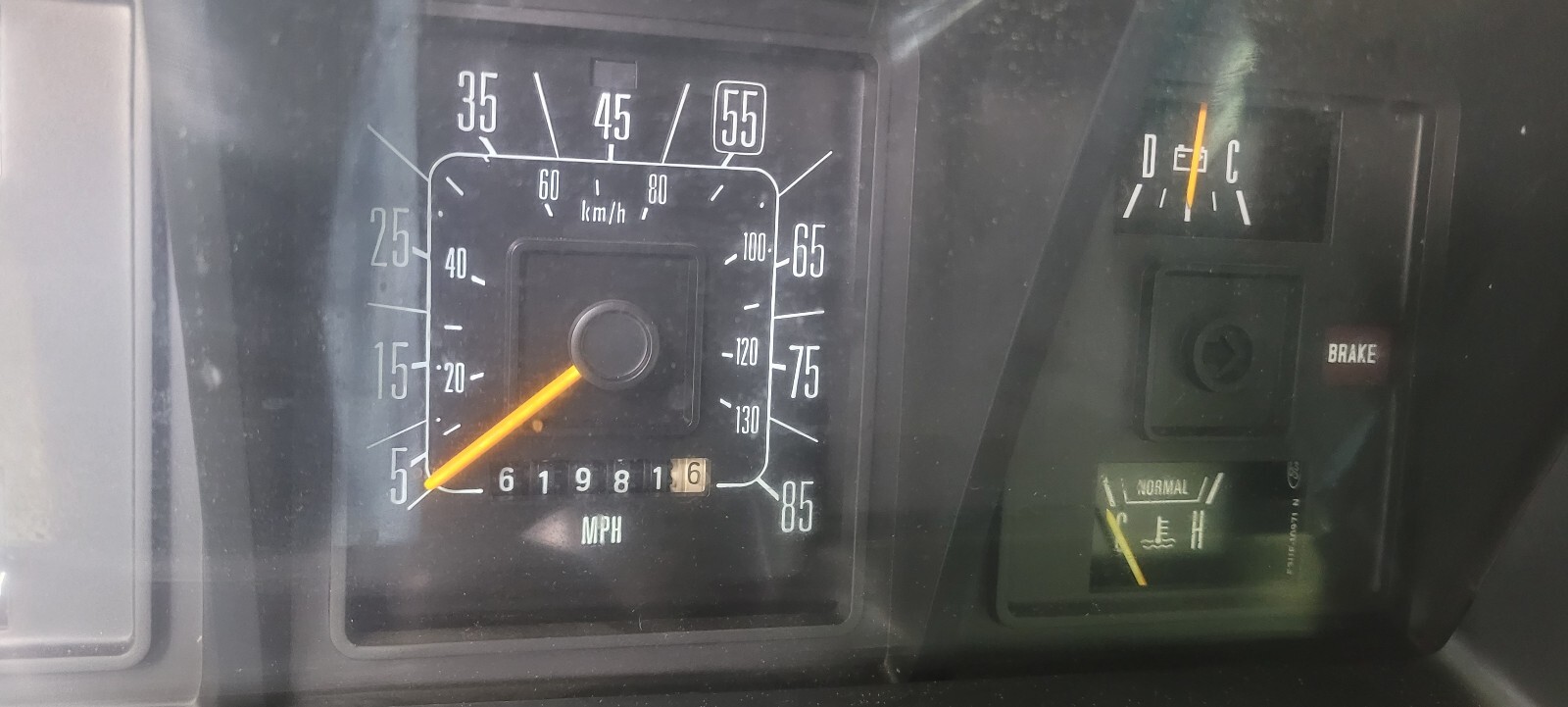 Ford-E-Series-Van-1989-14