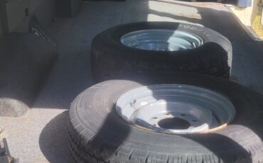 Ford-E-Series-Van-1989-16