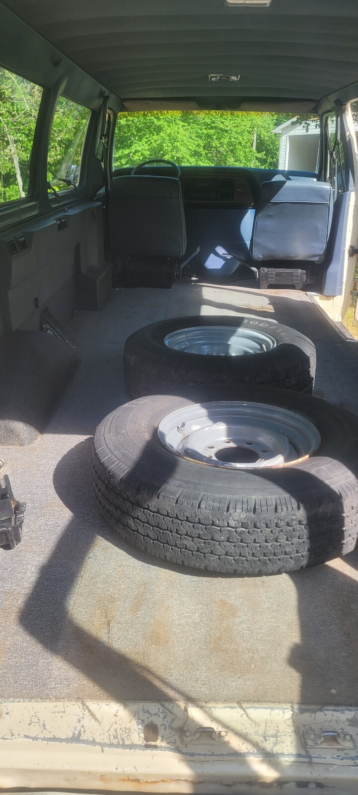 Ford-E-Series-Van-1989-16