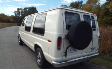 Ford-E-Series-Van-1990-Standard-Passenger-Van-20
