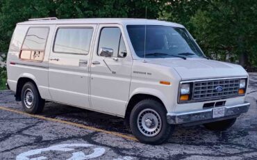 Ford-E-Series-Van-1990-Standard-Passenger-Van