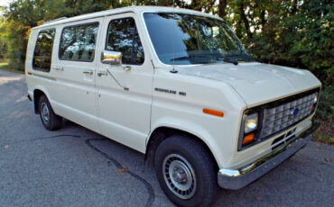 Ford-E-Series-Van-1990-Standard-Passenger-Van-6