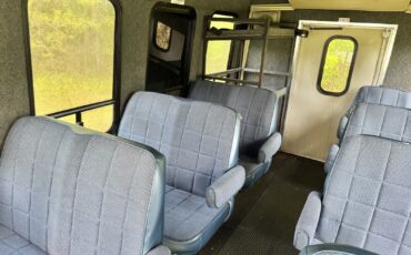 Ford-E-Series-Van-1993-11