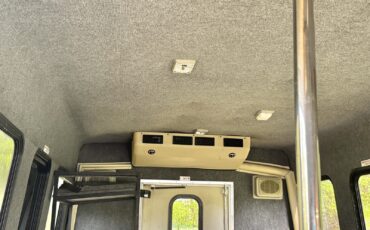 Ford-E-Series-Van-1993-13