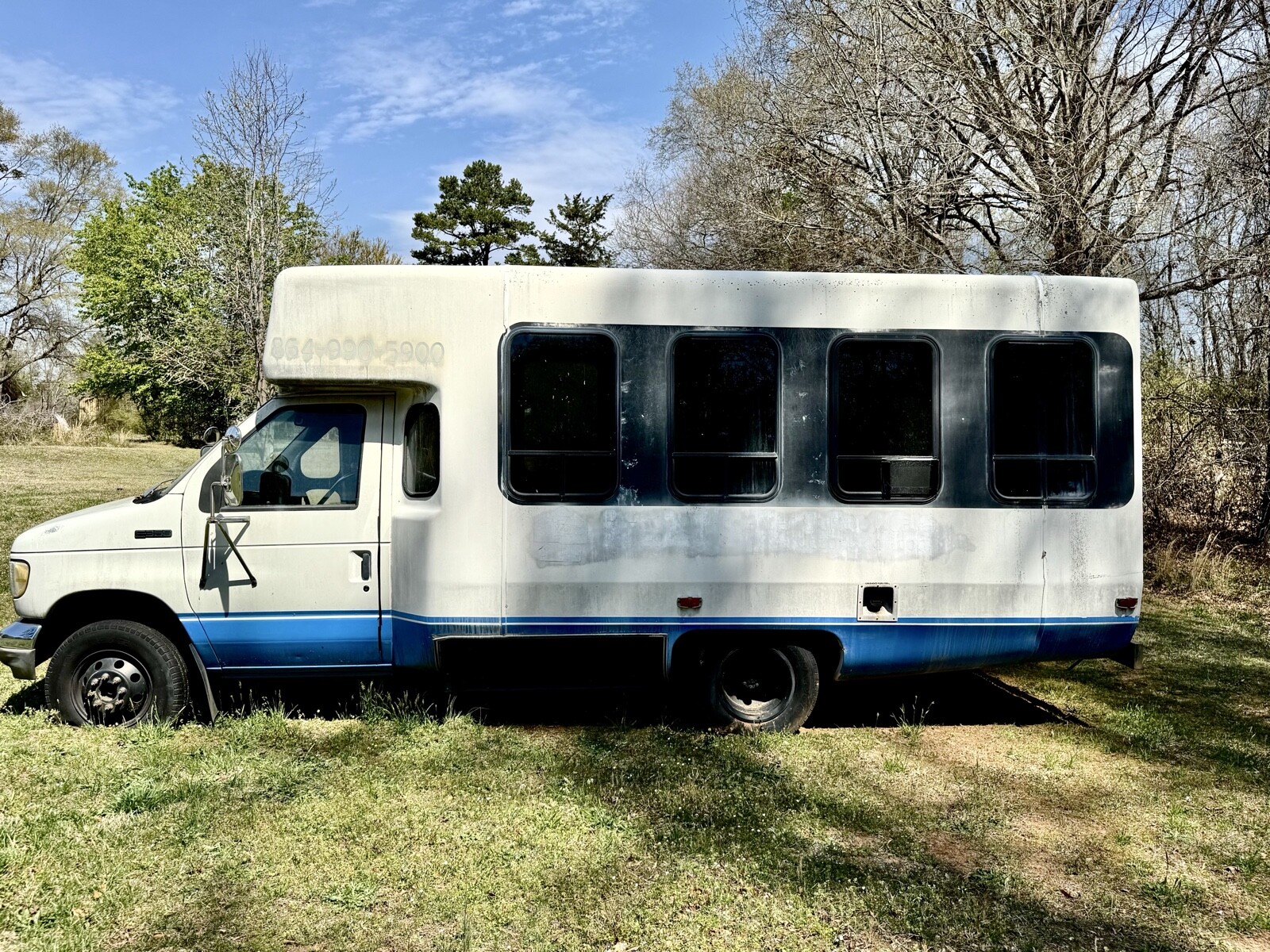 Ford-E-Series-Van-1993