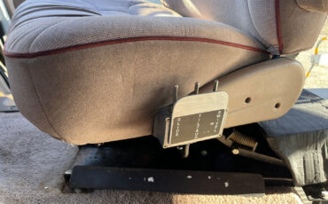Ford-E-Series-Van-1995-Standard-Passenger-Van-15