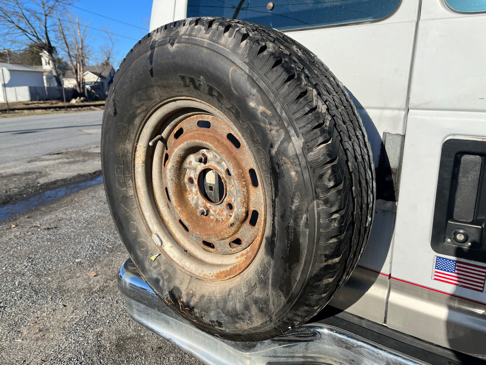Ford-E-Series-Van-1995-Standard-Passenger-Van-19