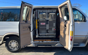 Ford-E-Series-Van-1995-Standard-Passenger-Van-6