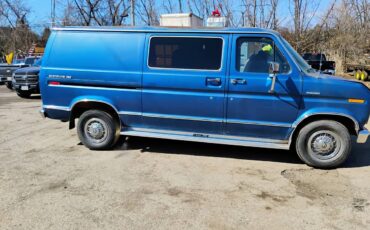 Ford-E150-econoline-van-1978