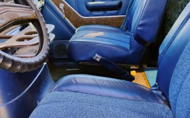 Ford-E150-econoline-van-1978-7