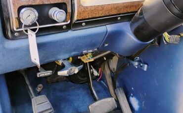 Ford-E150-econoline-van-1978-8