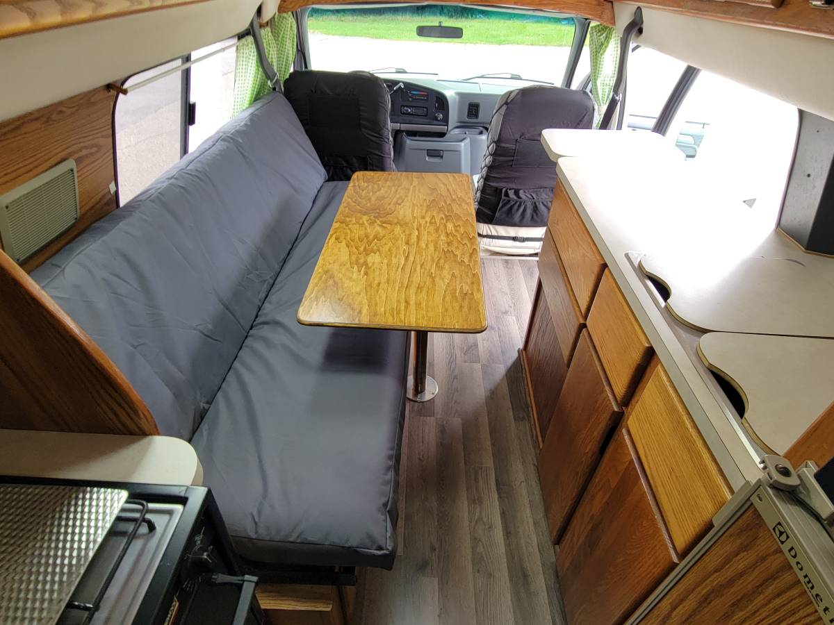 Ford-E350-1995-14
