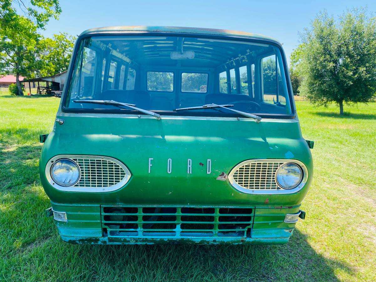 Ford-Econoline-1961-green-1