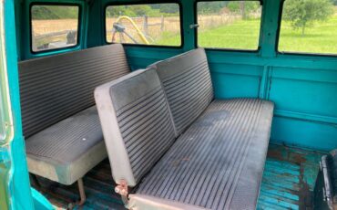 Ford-Econoline-1961-green-21