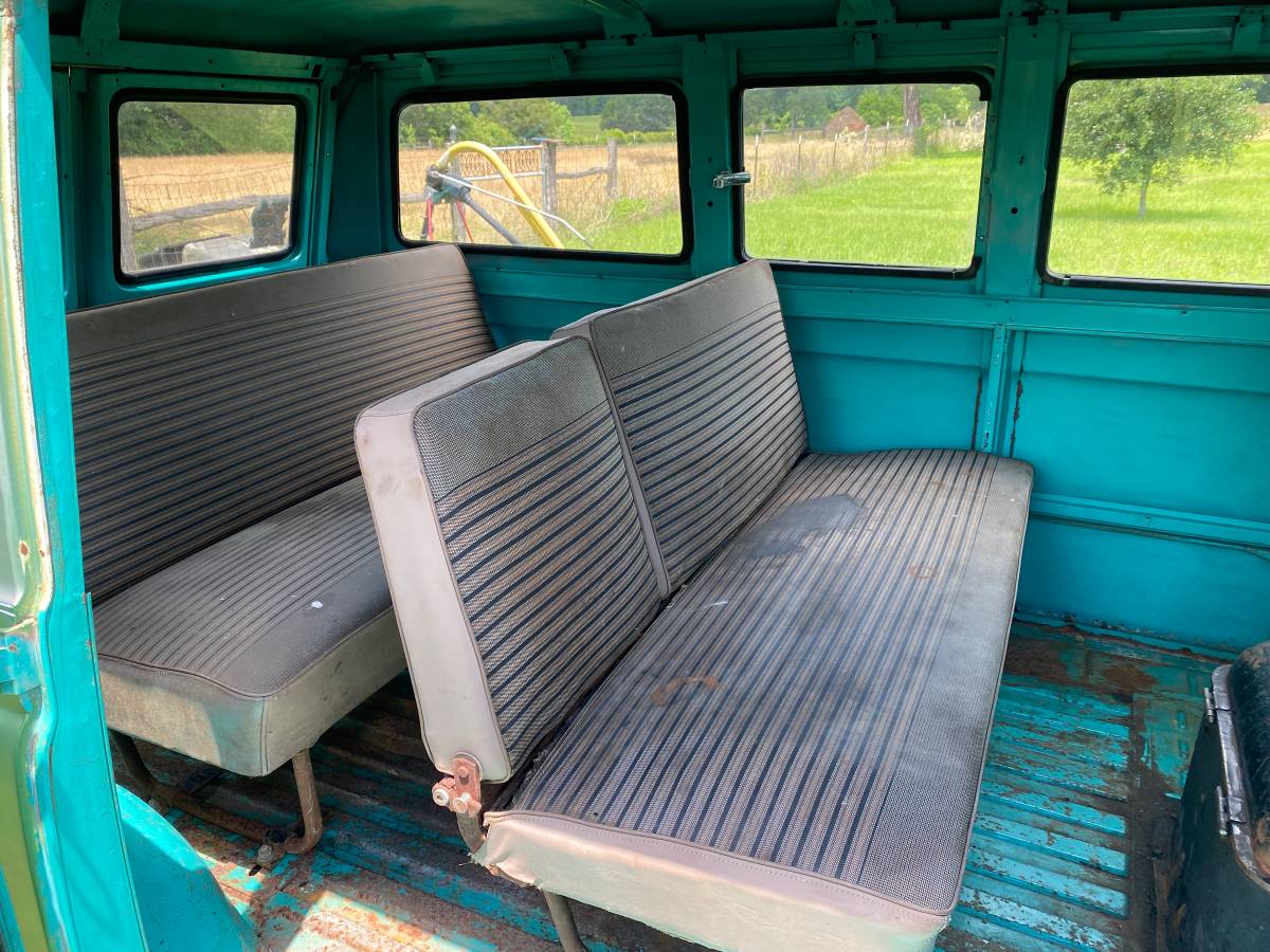 Ford-Econoline-1961-green-21