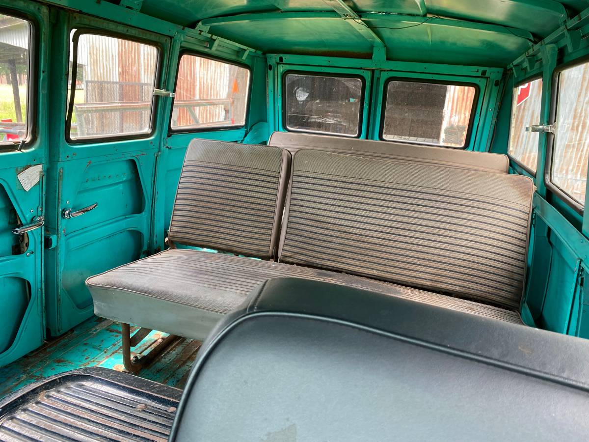 Ford-Econoline-1961-green-22