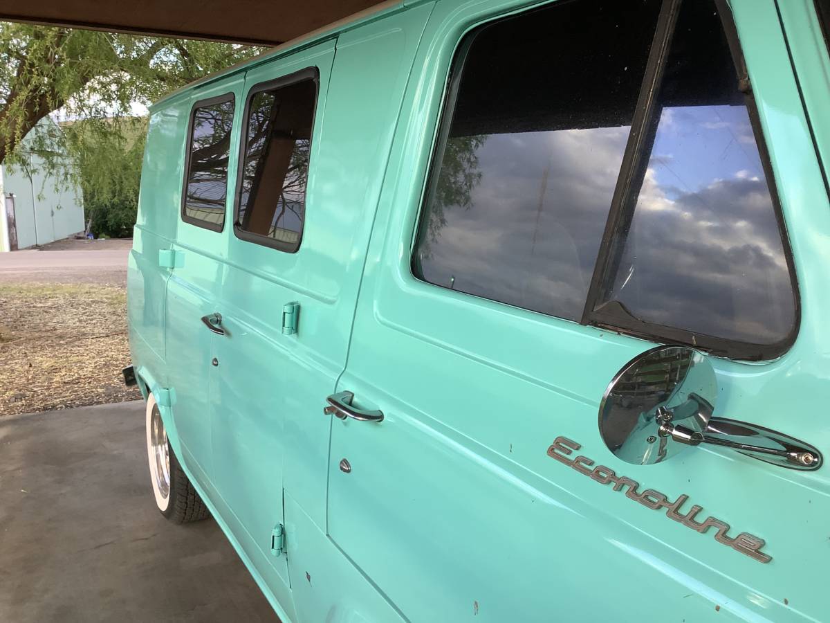 Ford-Econoline-1962-custom-1