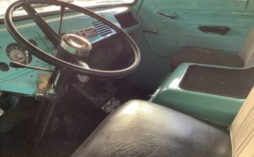 Ford-Econoline-1962-custom-4