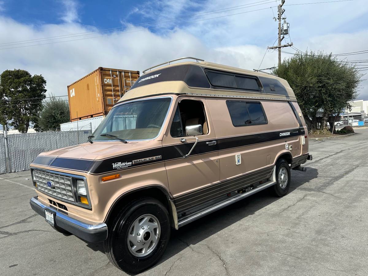 Ford-Econoline-1988