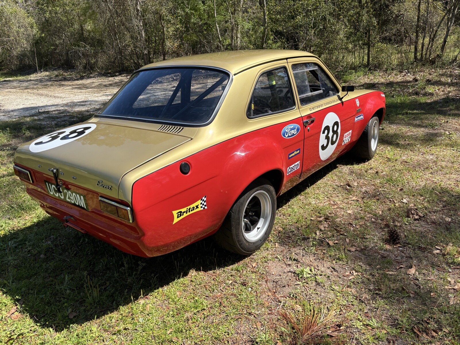 Ford-Escort-1974-3