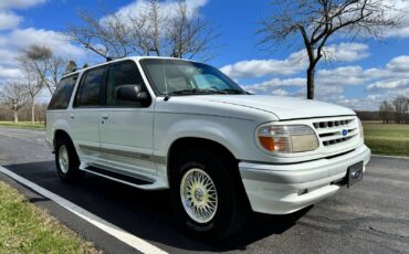 Ford-Explorer-1995-SUV-1