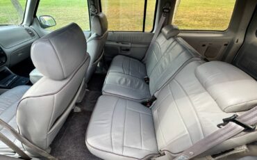 Ford-Explorer-1995-SUV-19