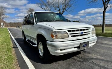 Ford-Explorer-1995-SUV-2