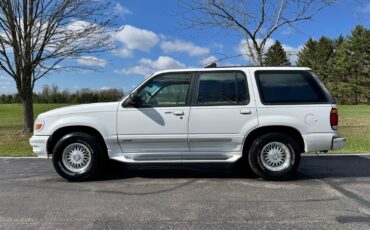 Ford-Explorer-1995-SUV-6