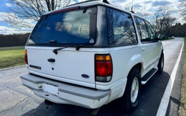 Ford-Explorer-1995-SUV-9