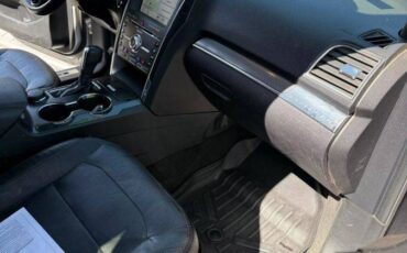 Ford-Explorer-2017-silver-5