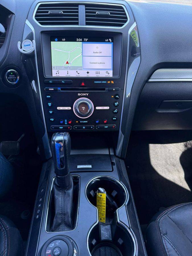 Ford-Explorer-2017-silver-6