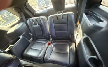 Ford-Explorer-2017-silver-8