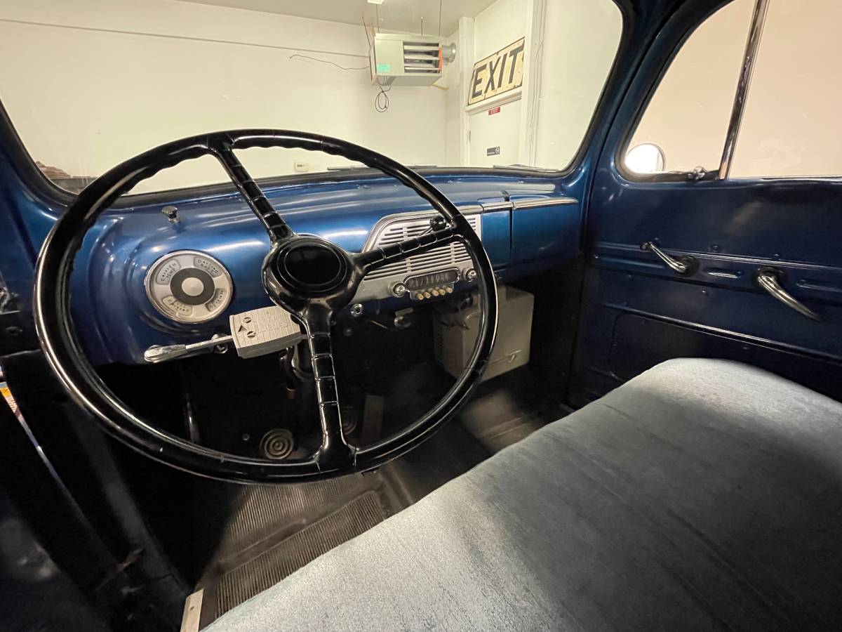 Ford-F-1-1952-blue-14