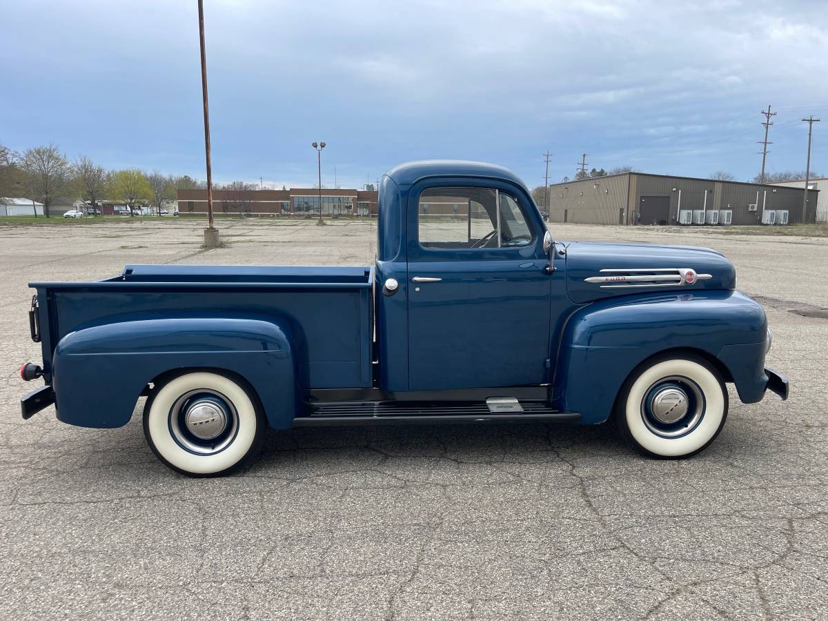 Ford-F-1-1952-blue-5