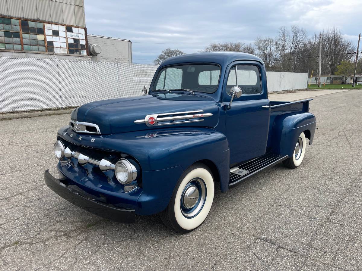 Ford-F-1-1952-blue