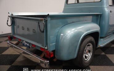 Ford-F-100-1953-Pickup-Truck-29