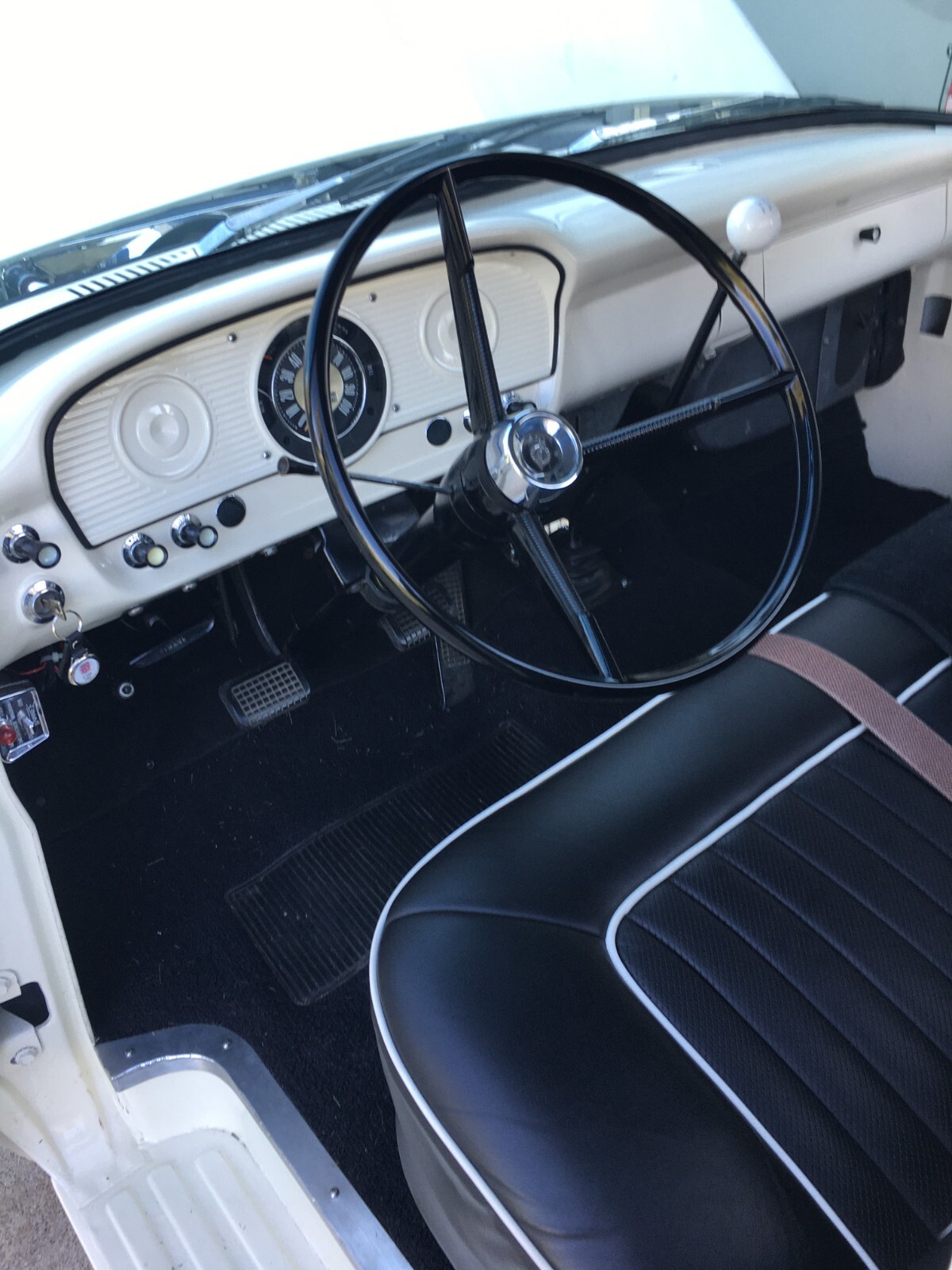 Ford-F-100-1962-Standard-Cab-Pickup-4