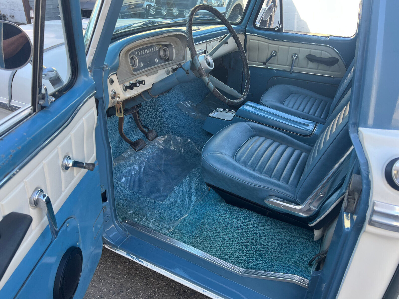 Ford-F-100-1965-Standard-Cab-Pickup-6