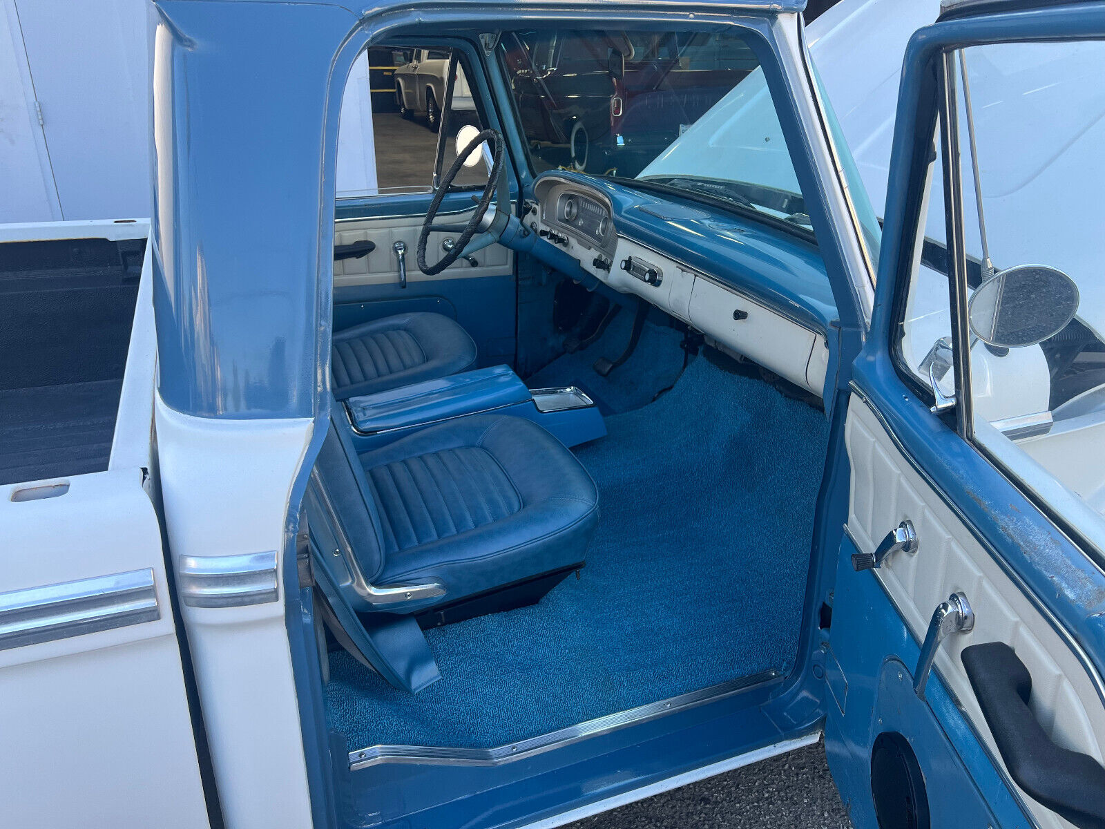 Ford-F-100-1965-Standard-Cab-Pickup-7