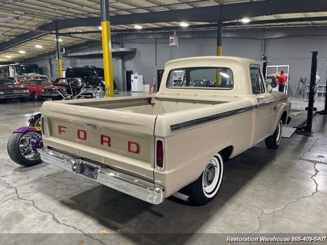 Ford-F-100-1966-5