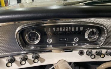 Ford-F-100-1966-9