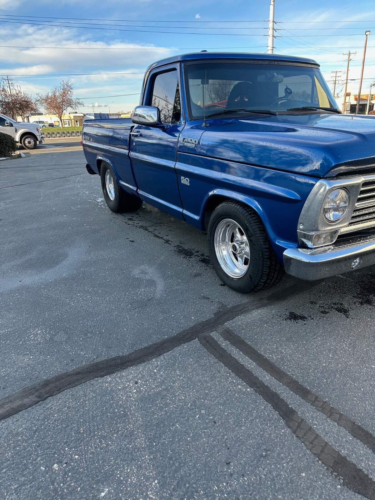 Ford-F-100-1968-Pickup-Truck-1