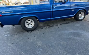 Ford-F-100-1968-Pickup-Truck-2
